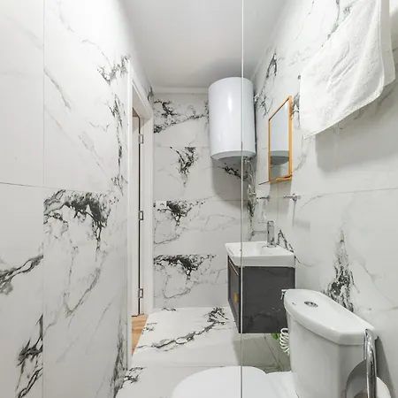 Lucas Stylish Apartament Tirana